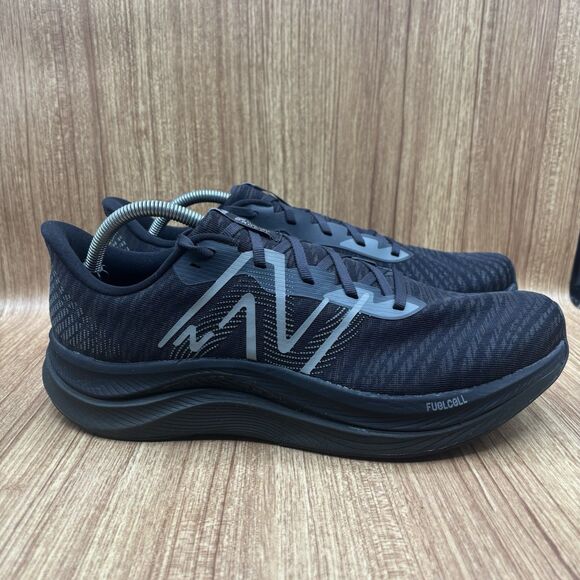 New Balance FuelCell Propel v4 Running Shoe Men’s Size 12 D  MFCPRCZ4 Sneakers - Picture 1 of 8